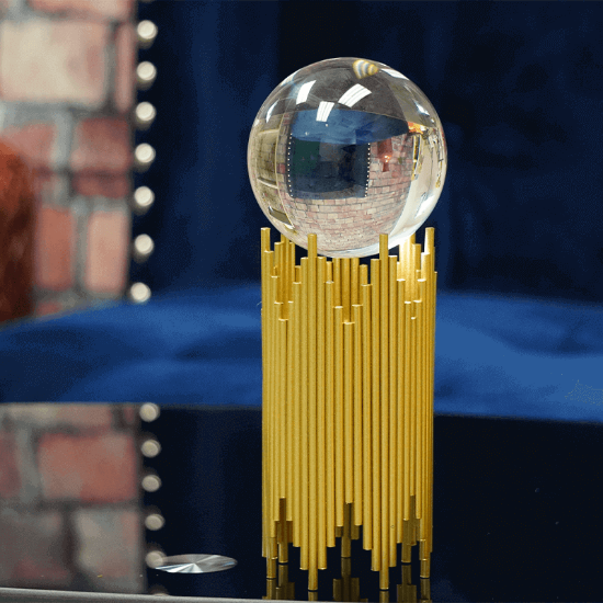 Picture of Crystal Sphere on Golden Stand Vers 2