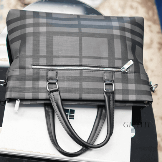 Picture of Black Stripy Laptop Carrying Bag