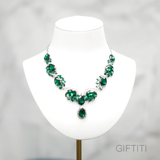 Picture of Green Stone Statement Necklaces